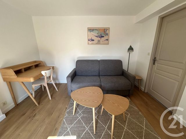 Appartement T1 &agrave; louer - 1 pi&egrave;ce - 24,05 m2 - La Rochelle - 17 - POITOU-CHARENTES
