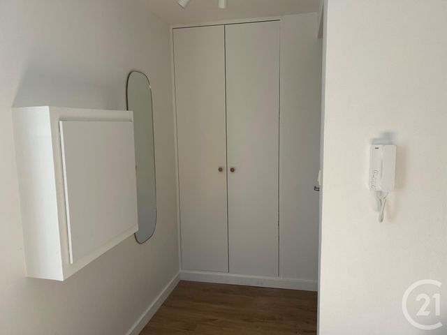 Appartement T1 &agrave; louer - 1 pi&egrave;ce - 24,05 m2 - La Rochelle - 17 - POITOU-CHARENTES