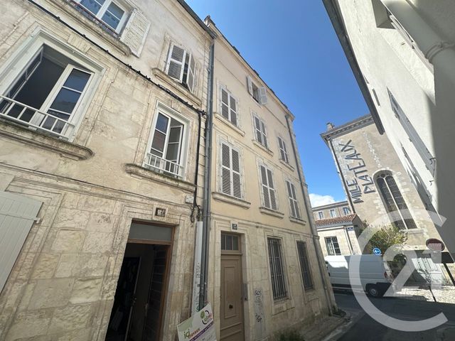 Appartement T1 &agrave; louer - 1 pi&egrave;ce - 24,05 m2 - La Rochelle - 17 - POITOU-CHARENTES
