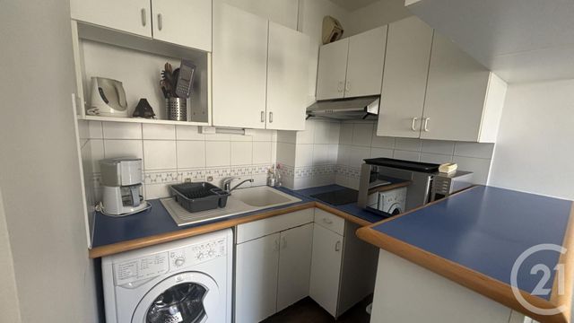 Appartement &agrave; louer - 2 pi&egrave;ces - 35,72 m2 - La Rochelle - 17 - POITOU-CHARENTES