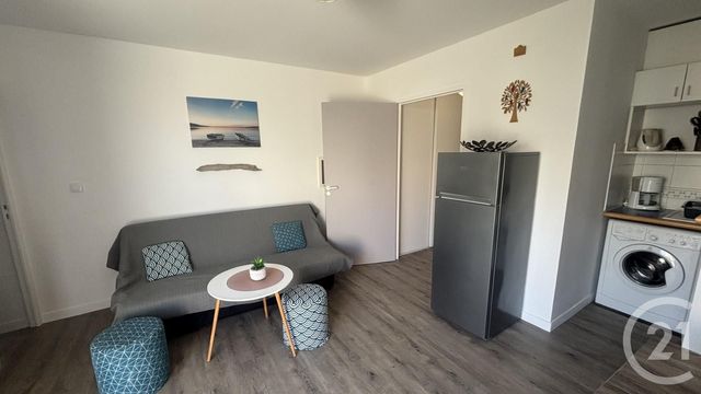 Appartement &agrave; louer - 2 pi&egrave;ces - 35,72 m2 - La Rochelle - 17 - POITOU-CHARENTES