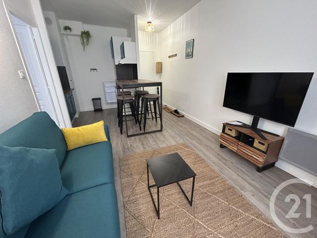 Appartement T2 &agrave; louer - 2 pi&egrave;ces - 30,23 m2 - La Rochelle - 17 - POITOU-CHARENTES