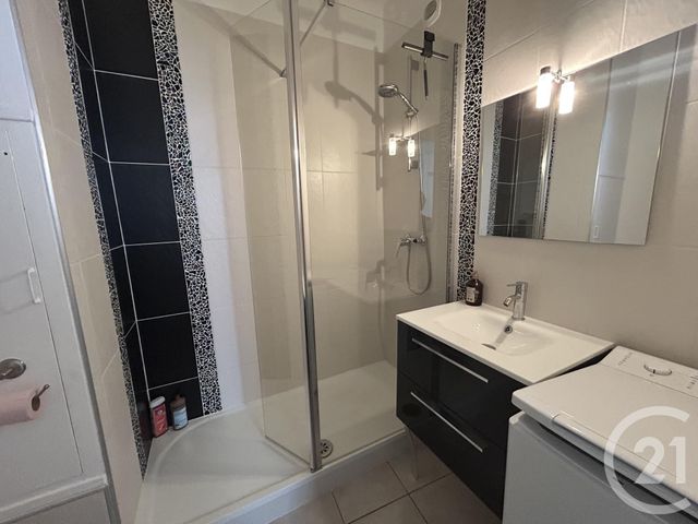 Appartement T2 &agrave; louer - 2 pi&egrave;ces - 30,23 m2 - La Rochelle - 17 - POITOU-CHARENTES