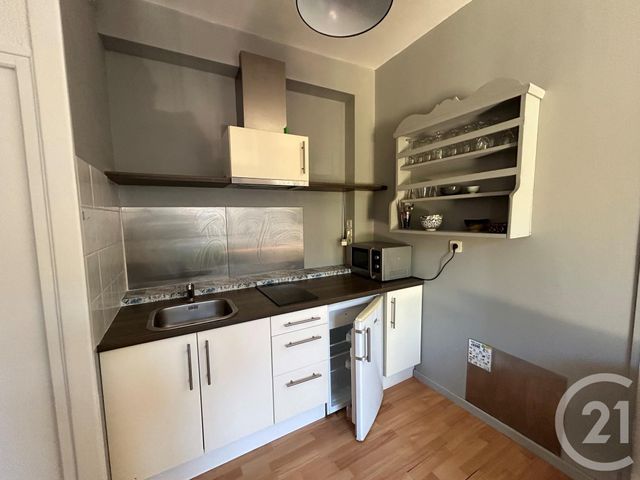 Appartement &agrave; louer - 2 pi&egrave;ces - 26,86 m2 - La Rochelle - 17 - POITOU-CHARENTES