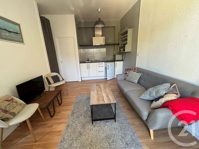 Appartement &agrave; louer - 2 pi&egrave;ces - 26,86 m2 - La Rochelle - 17 - POITOU-CHARENTES