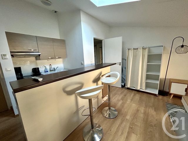 Appartement Studio &agrave; louer - 1 pi&egrave;ce - 21,31 m2 - La Rochelle - 17 - POITOU-CHARENTES