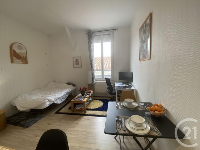 Appartement Studio &agrave; vendre - 1 pi&egrave;ce - 27,87 m2 - La Rochelle - 17 - POITOU-CHARENTES