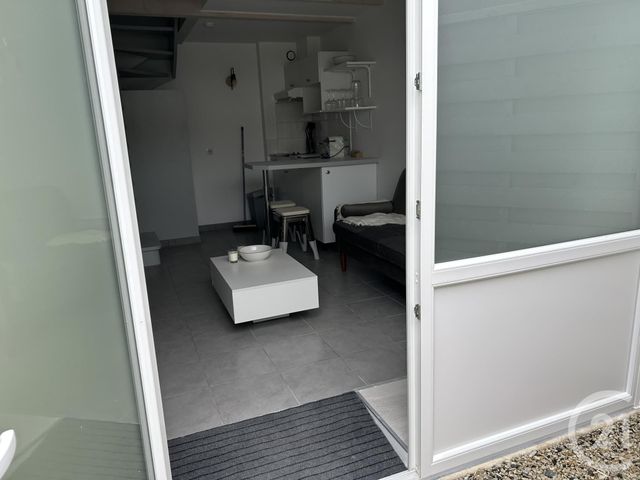 Appartement &agrave; louer - 2 pi&egrave;ces - 22,19 m2 - La Rochelle - 17 - POITOU-CHARENTES