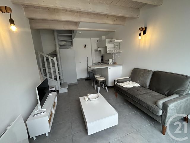 Appartement &agrave; louer - 2 pi&egrave;ces - 22,19 m2 - La Rochelle - 17 - POITOU-CHARENTES