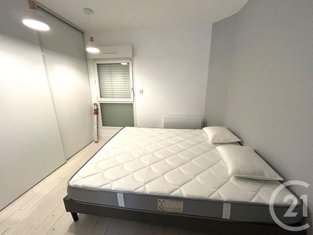 Appartement &agrave; louer - 2 pi&egrave;ces - 27 m2 - La Rochelle - 17 - POITOU-CHARENTES