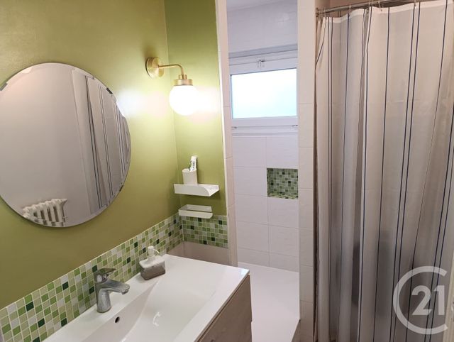 Appartement T5 &agrave; vendre - 5 pi&egrave;ces - 76 m2 - La Rochelle - 17 - POITOU-CHARENTES