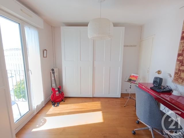 Appartement T5 &agrave; vendre - 5 pi&egrave;ces - 76 m2 - La Rochelle - 17 - POITOU-CHARENTES