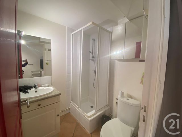 Appartement F1 &agrave; louer - 1 pi&egrave;ce - 21,72 m2 - La Rochelle - 17 - POITOU-CHARENTES