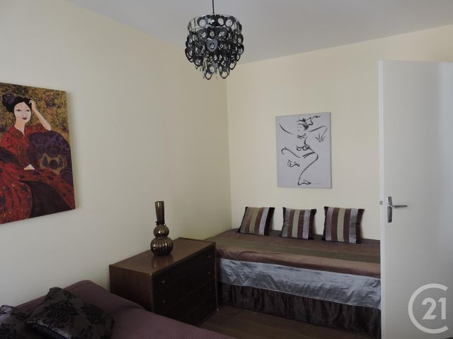 Appartement &agrave; louer - 2 pi&egrave;ces - 45,23 m2 - La Rochelle - 17 - POITOU-CHARENTES