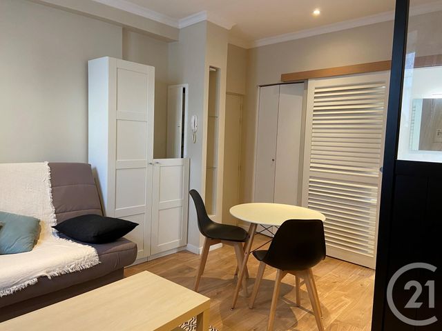Appartement Studio &agrave; louer - 1 pi&egrave;ce - 18,56 m2 - La Rochelle - 17 - POITOU-CHARENTES