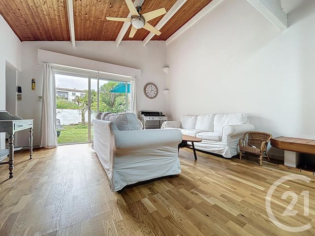 Maison &agrave; louer - 4 pi&egrave;ces - 102,40 m2 - Rochefort - 17 - POITOU-CHARENTES