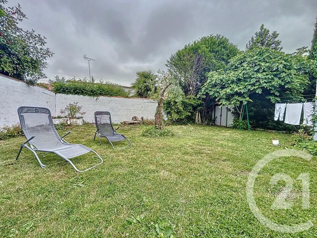 Maison &agrave; louer - 4 pi&egrave;ces - 102,40 m2 - Rochefort - 17 - POITOU-CHARENTES