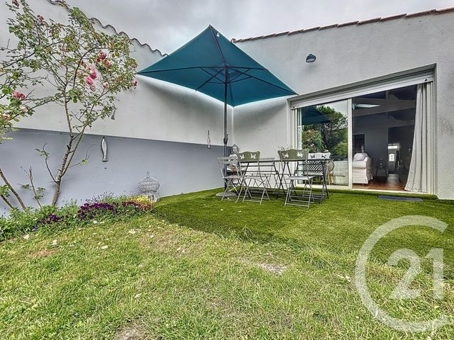 Maison &agrave; louer - 4 pi&egrave;ces - 102,40 m2 - Rochefort - 17 - POITOU-CHARENTES