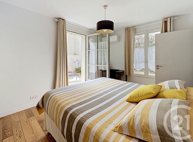 Appartement T4 &agrave; vendre - 4 pi&egrave;ces - 108,32 m2 - La Rochelle - 17 - POITOU-CHARENTES