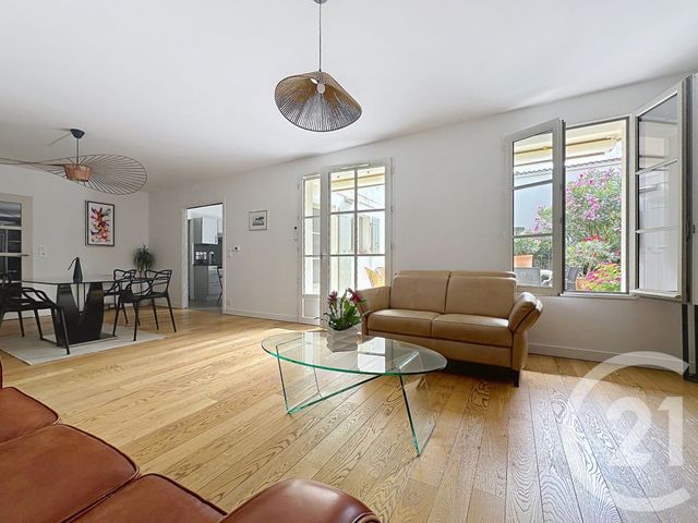 Appartement T4 &agrave; vendre - 4 pi&egrave;ces - 108,32 m2 - La Rochelle - 17 - POITOU-CHARENTES