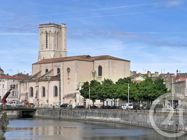 Appartement T4 &agrave; vendre - 4 pi&egrave;ces - 108,32 m2 - La Rochelle - 17 - POITOU-CHARENTES