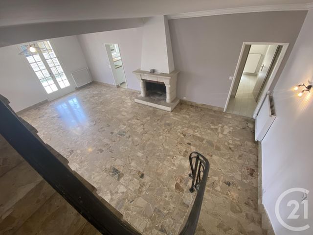 Maison &agrave; louer - 6 pi&egrave;ces - 177,80 m2 - La Rochelle - 17 - POITOU-CHARENTES
