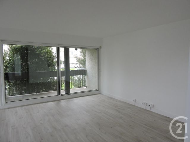 Appartement T3 &agrave; louer - 3 pi&egrave;ces - 83,28 m2 - La Rochelle - 17 - POITOU-CHARENTES