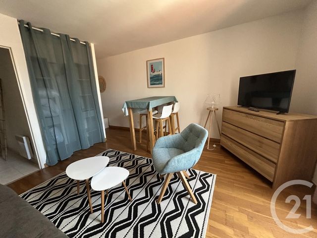 Appartement Studio &agrave; louer - 1 pi&egrave;ce - 26,98 m2 - La Rochelle - 17 - POITOU-CHARENTES