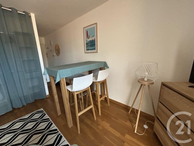 Appartement Studio &agrave; louer - 1 pi&egrave;ce - 26,98 m2 - La Rochelle - 17 - POITOU-CHARENTES