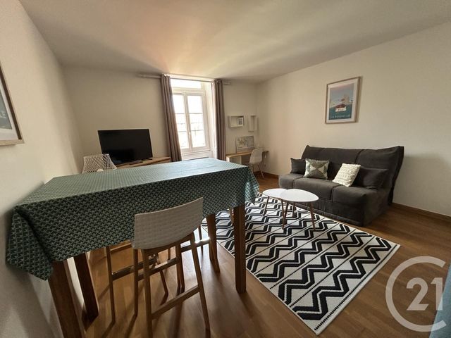 Appartement Studio &agrave; louer - 1 pi&egrave;ce - 26,98 m2 - La Rochelle - 17 - POITOU-CHARENTES