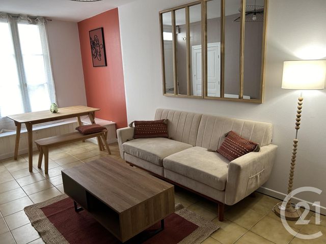 Maison &agrave; louer - 1 pi&egrave;ce - 13,62 m2 - La Rochelle - 17 - POITOU-CHARENTES