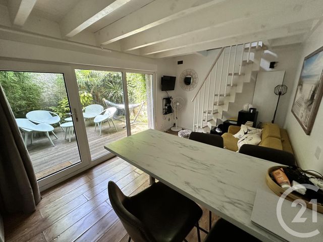 Appartement T2 duplex &agrave; louer - 2 pi&egrave;ces - 26,72 m2 - La Rochelle - 17 - POITOU-CHARENTES