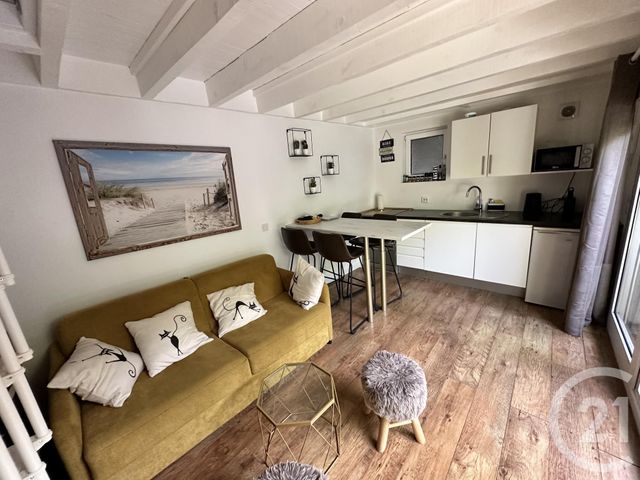 Appartement T2 duplex &agrave; louer - 2 pi&egrave;ces - 26,72 m2 - La Rochelle - 17 - POITOU-CHARENTES