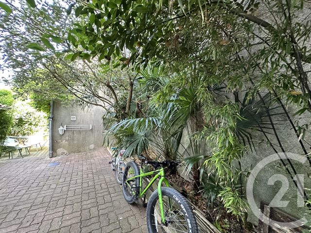 Appartement T2 duplex &agrave; louer - 2 pi&egrave;ces - 26,72 m2 - La Rochelle - 17 - POITOU-CHARENTES