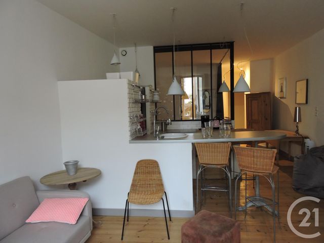 Appartement T1 bis &agrave; louer - 2 pi&egrave;ces - 43,29 m2 - La Rochelle - 17 - POITOU-CHARENTES