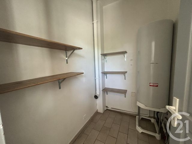 Appartement &agrave; louer - 3 pi&egrave;ces - 51,10 m2 - La Rochelle - 17 - POITOU-CHARENTES