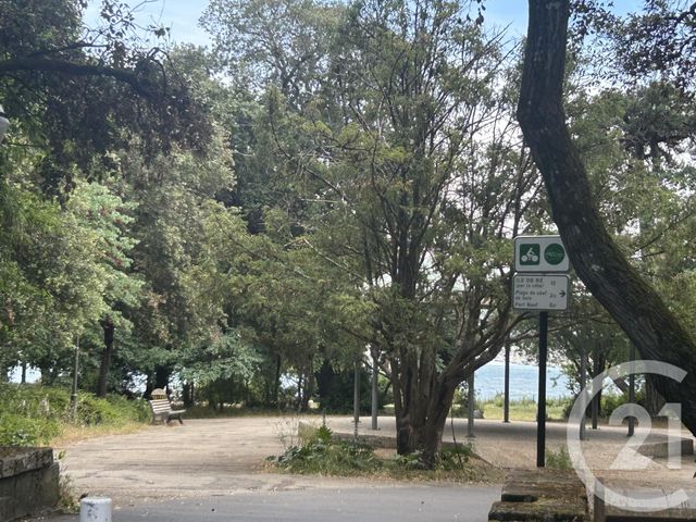 Appartement &agrave; louer - 3 pi&egrave;ces - 51,10 m2 - La Rochelle - 17 - POITOU-CHARENTES