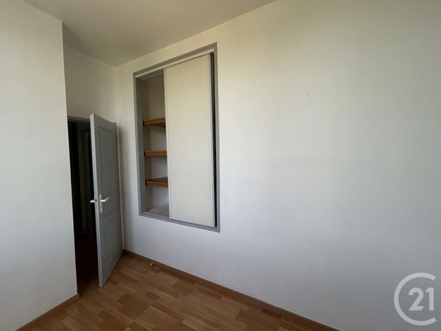 Appartement &agrave; louer - 3 pi&egrave;ces - 51,10 m2 - La Rochelle - 17 - POITOU-CHARENTES