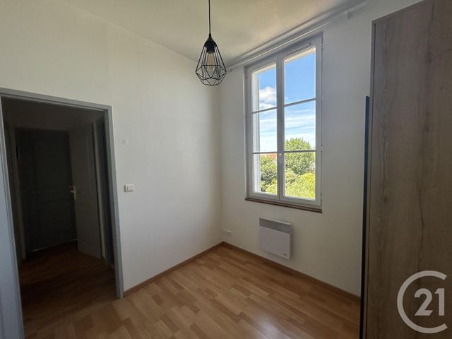 Appartement &agrave; louer - 3 pi&egrave;ces - 51,10 m2 - La Rochelle - 17 - POITOU-CHARENTES