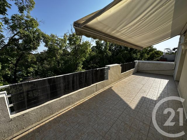 Appartement &agrave; louer - 3 pi&egrave;ces - 51,10 m2 - La Rochelle - 17 - POITOU-CHARENTES