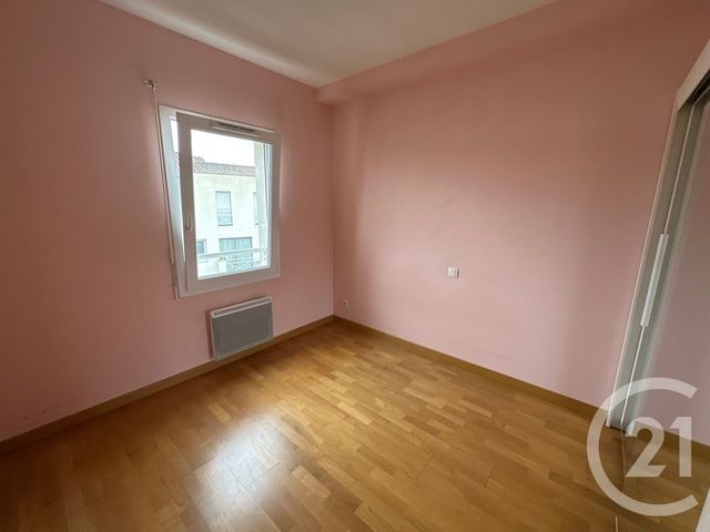 Appartement F3 &agrave; louer - 3 pi&egrave;ces - 58,09 m2 - La Rochelle - 17 - POITOU-CHARENTES