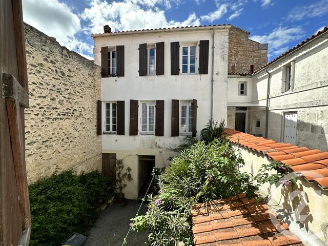Appartement T3 &agrave; louer - 3 pi&egrave;ces - 68,20 m2 - Rochefort - 17 - POITOU-CHARENTES