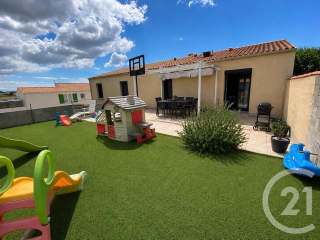 Maison &agrave; vendre - 7 pi&egrave;ces - 148 m2 - Puilboreau - 17 - POITOU-CHARENTES