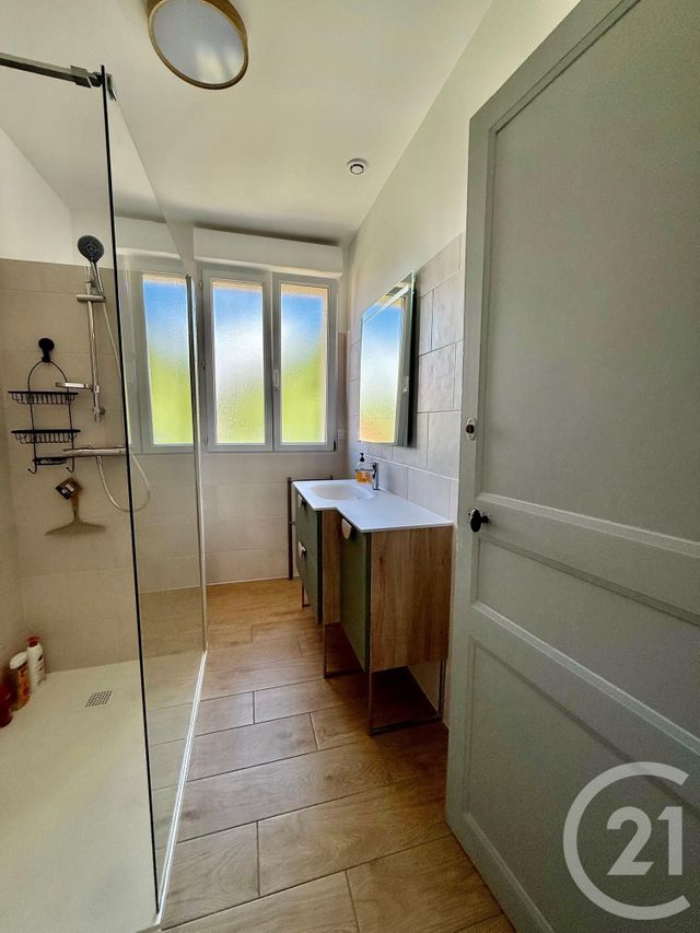 Maison &agrave; louer - 1 pi&egrave;ce - 12 m2 - Aytre - 17 - POITOU-CHARENTES