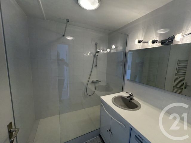 Appartement T1 bis &agrave; louer - 2 pi&egrave;ces - 38,10 m2 - La Rochelle - 17 - POITOU-CHARENTES