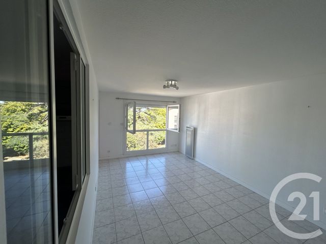 Appartement T1 bis &agrave; louer - 2 pi&egrave;ces - 38,10 m2 - La Rochelle - 17 - POITOU-CHARENTES