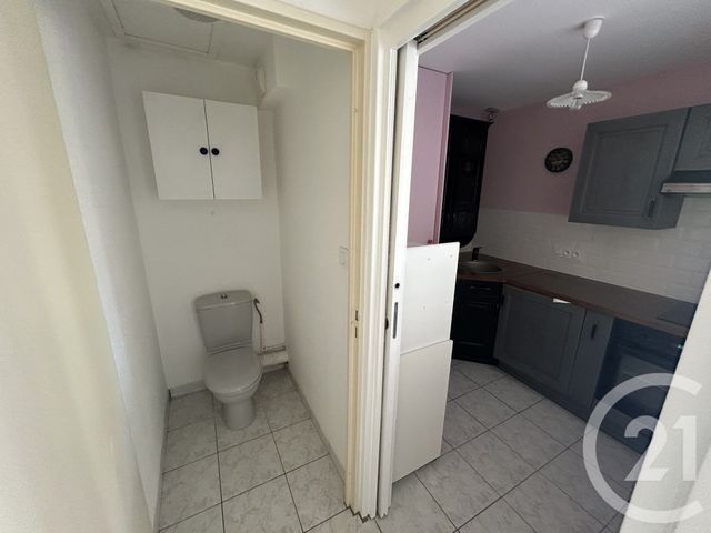 Appartement T1 bis &agrave; louer - 2 pi&egrave;ces - 38,10 m2 - La Rochelle - 17 - POITOU-CHARENTES