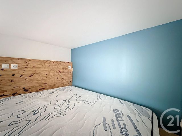 Appartement Studio &agrave; louer - 1 pi&egrave;ce - 16 m2 - Rochefort - 17 - POITOU-CHARENTES