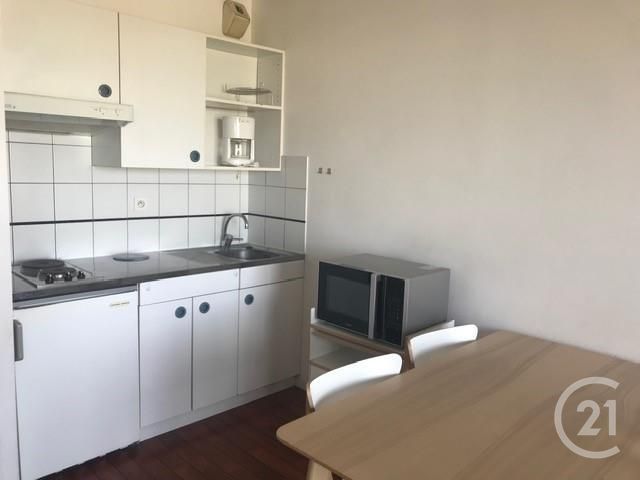 Appartement Studio &agrave; louer - 1 pi&egrave;ce - 26,02 m2 - La Rochelle - 17 - POITOU-CHARENTES