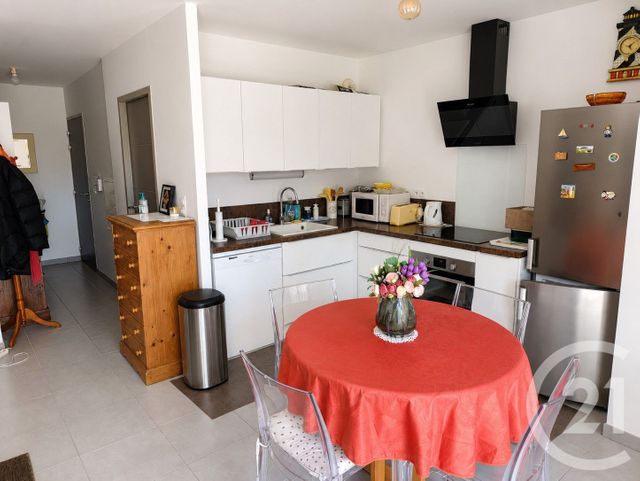 Appartement T4 &agrave; vendre - 4 pi&egrave;ces - 84,44 m2 - La Rochelle - 17 - POITOU-CHARENTES